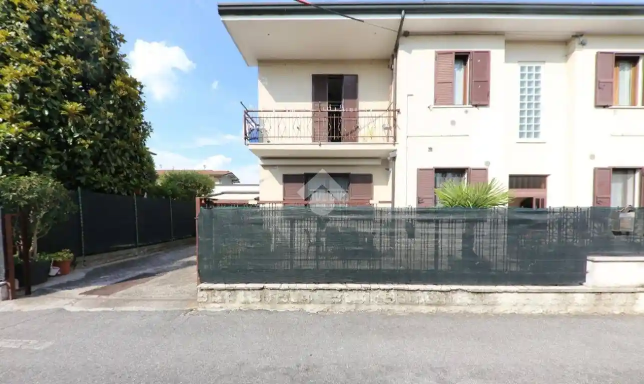 Appartamento in vendita a Roverbella