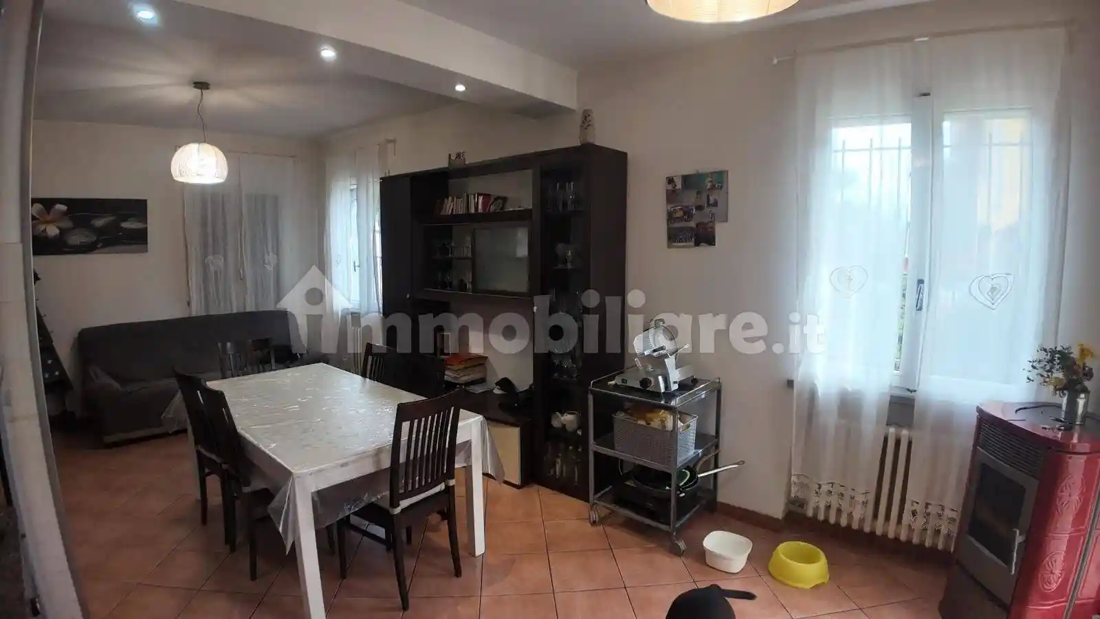 Casa indipendente in vendita a Reggio Emilia