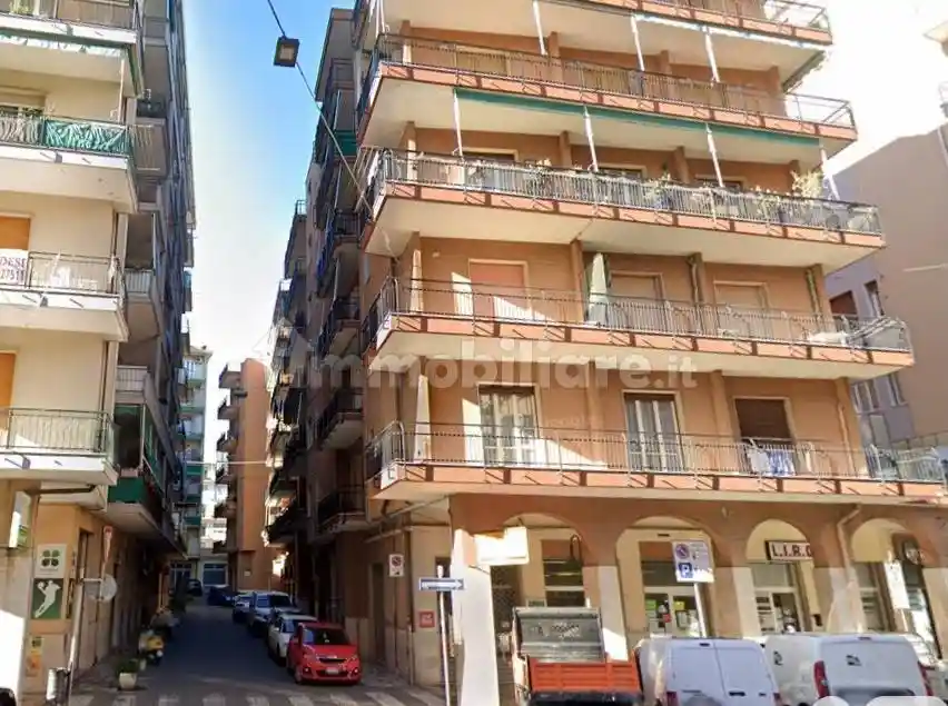 Appartamento in vendita a Loano
