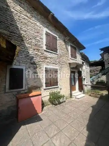 Rustico - Casale in vendita a Sant'Anna d'Alfaedo