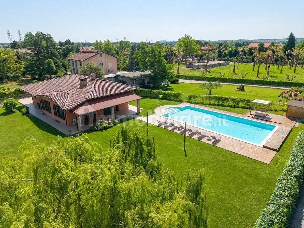 Villa in vendita a Rimini