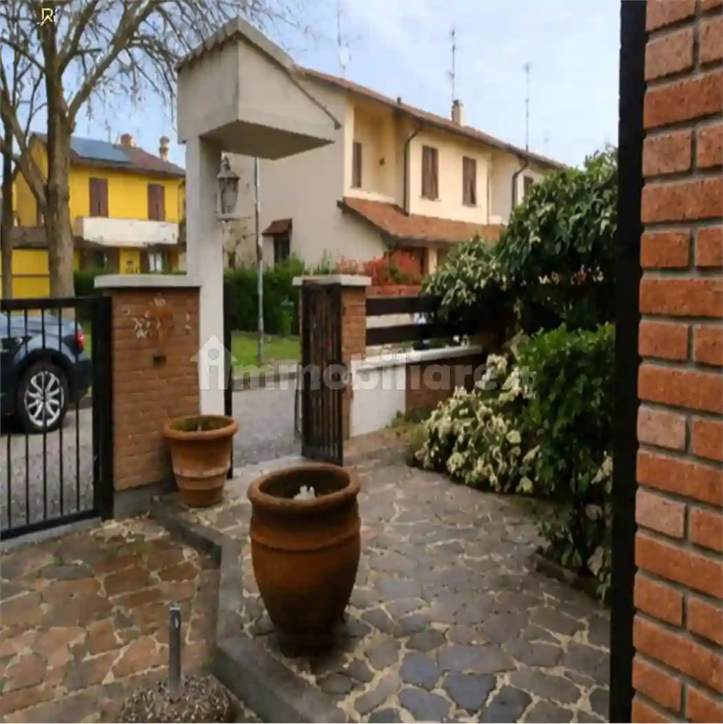 Villetta a schiera - foto 2