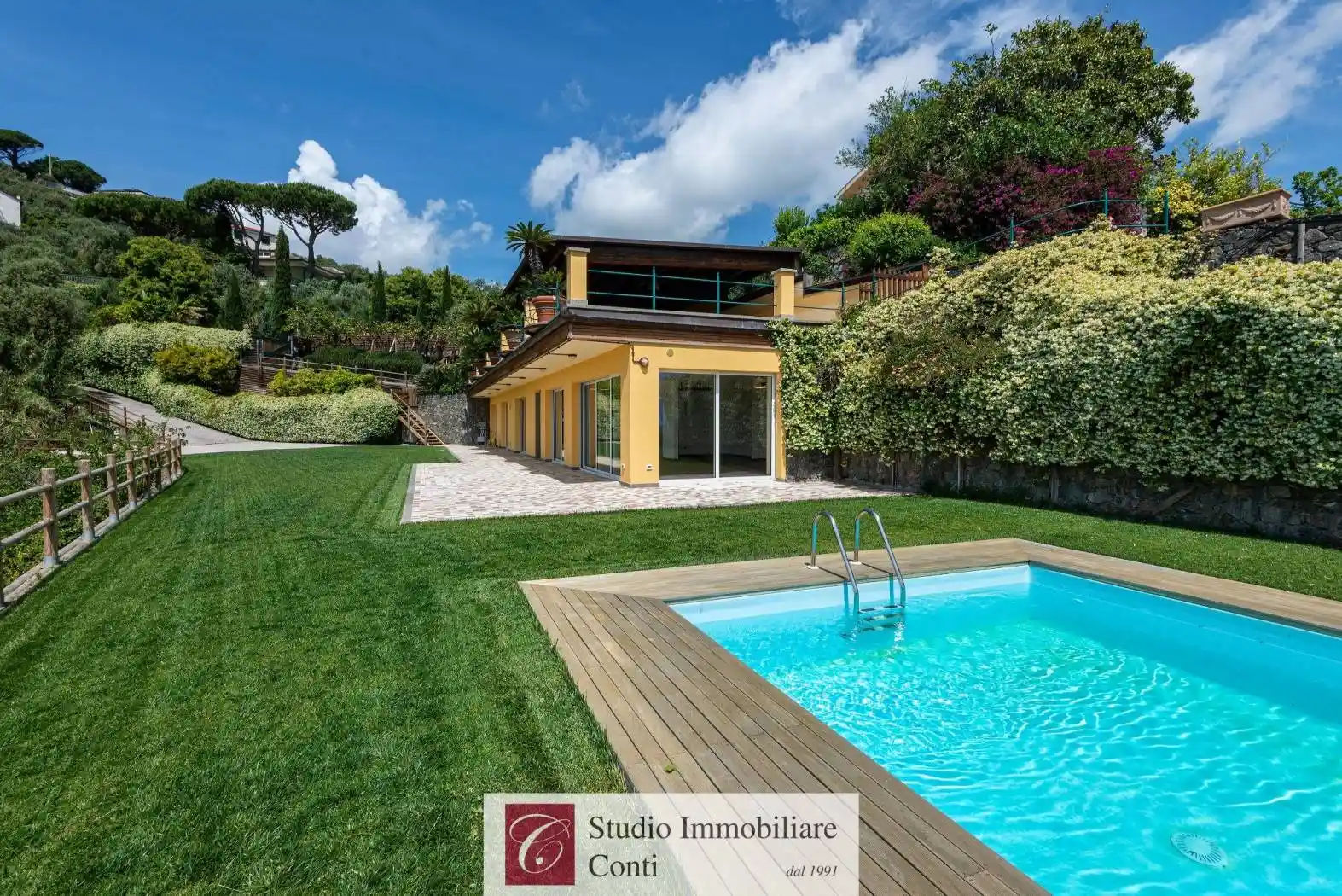 Villa in vendita a Varazze