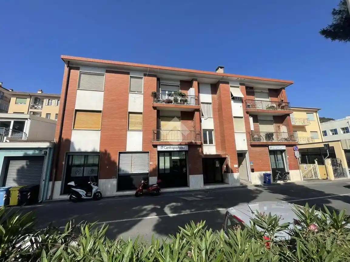 Appartamento in vendita a Imperia