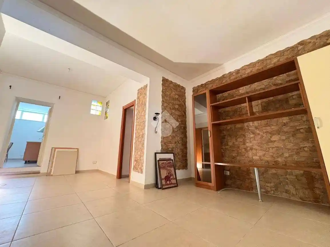 Appartamento in vendita a Palermo