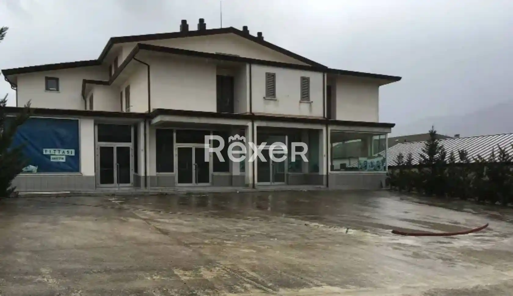 Palazzo - Edificio in vendita a Lioni