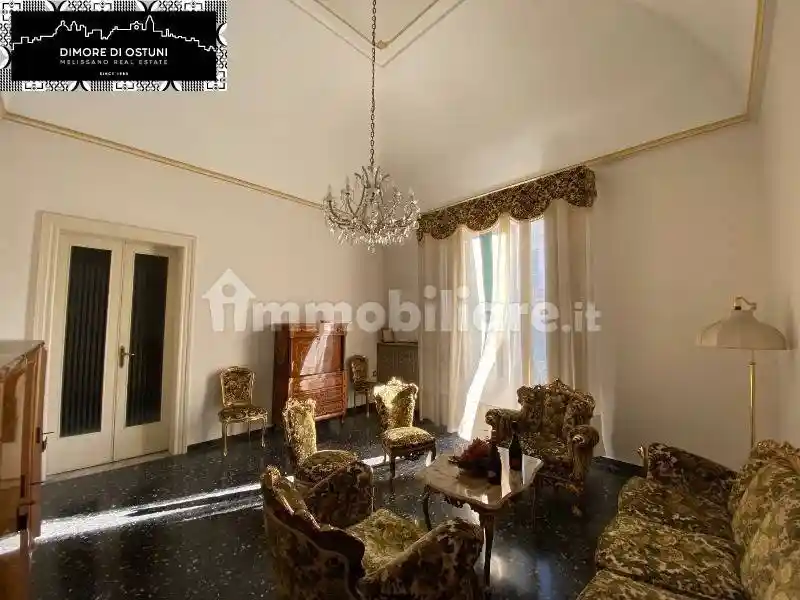 Palazzo - Edificio in vendita a Ostuni