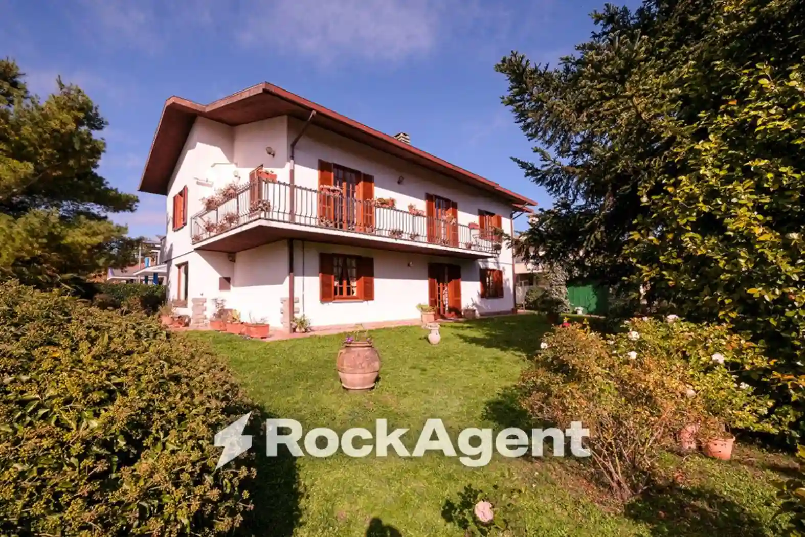 Villa - foto 2