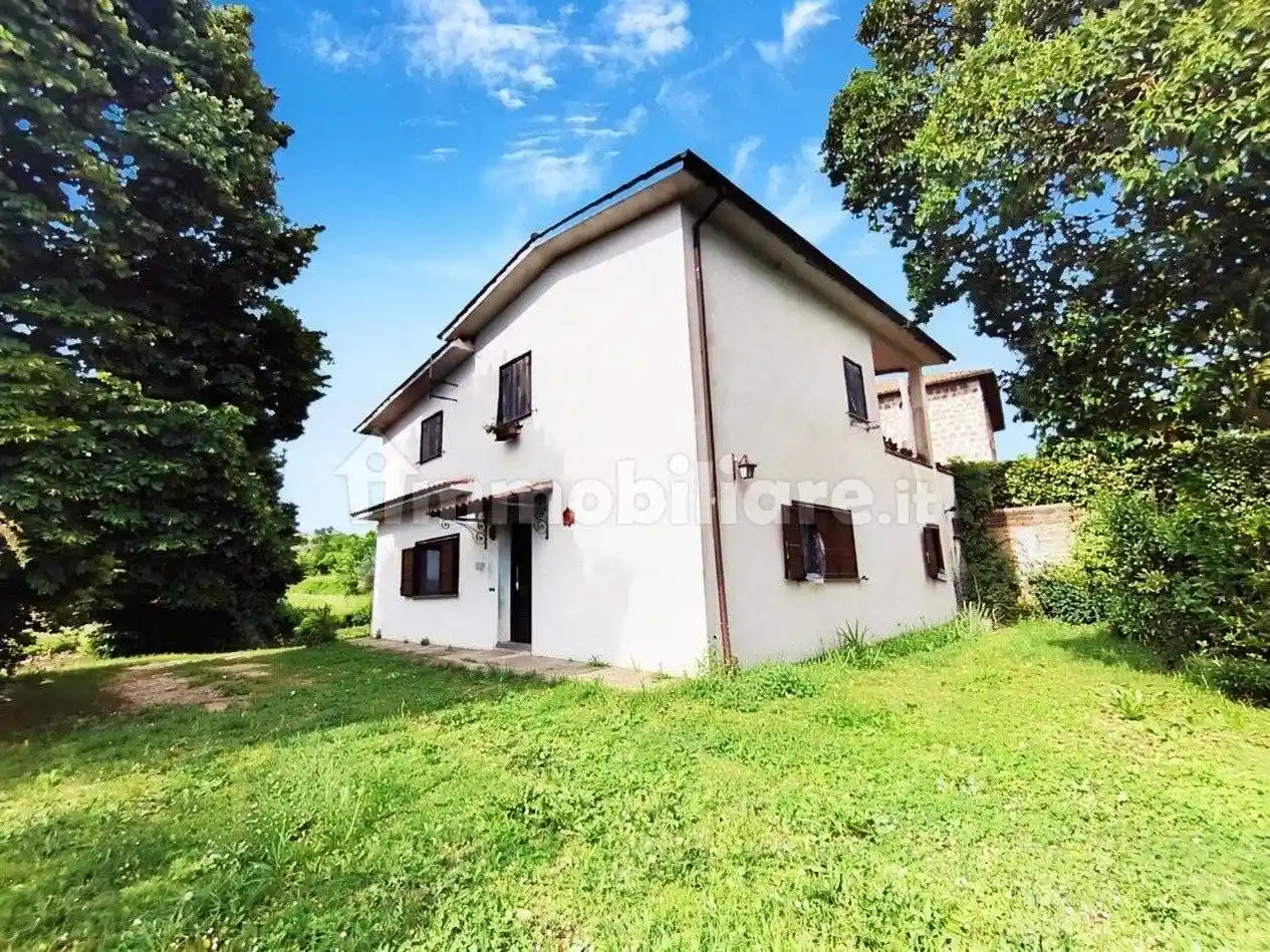 Rustico - Casale in vendita a Tarano