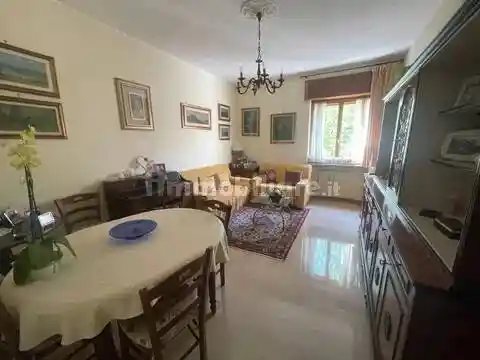 Appartamento in vendita a Piacenza