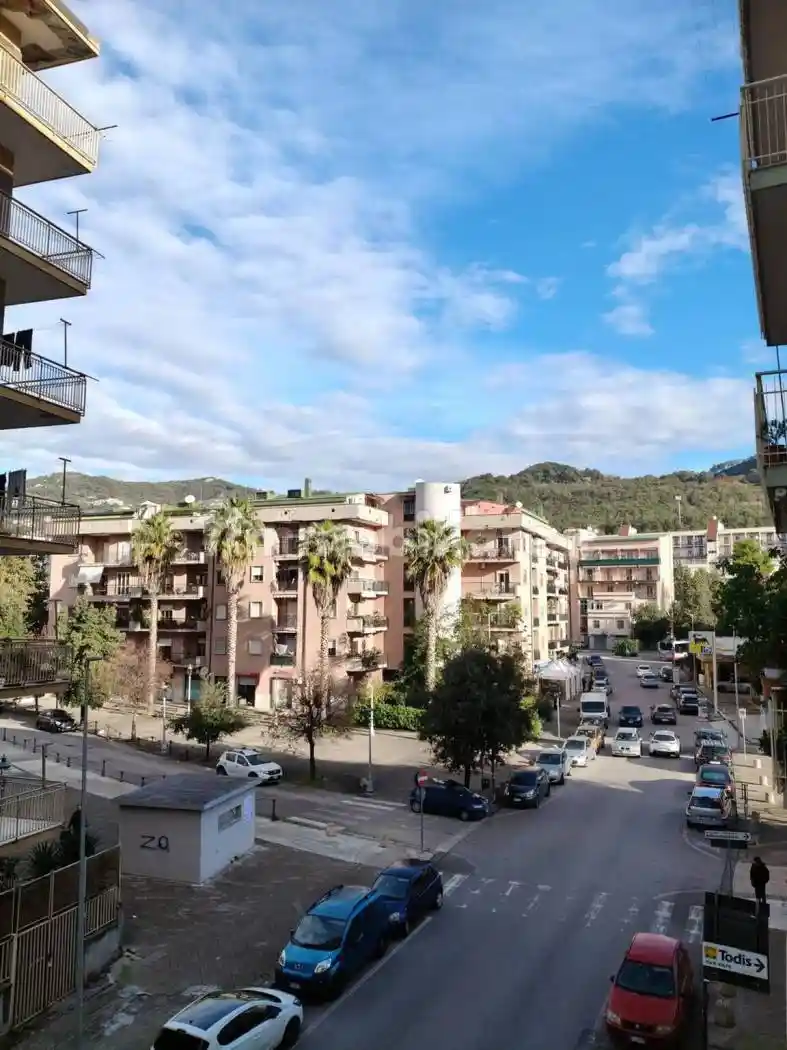 Appartamento in vendita a Salerno