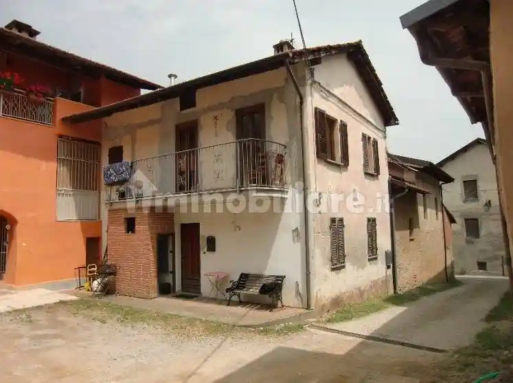 Casa indipendente in vendita a Vignolo