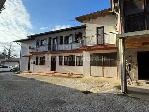 Villa in vendita a Maniago