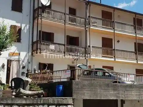 Villa in vendita a Barcis