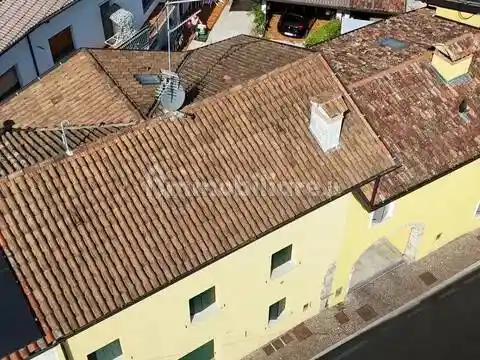 Villa in vendita a Maniago