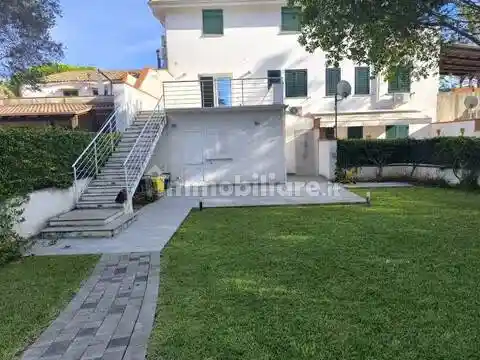 Villa in vendita a Terrasini