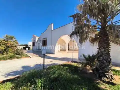 Villa in vendita a Isola delle Femmine