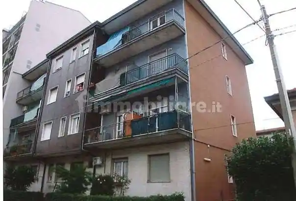 Appartamento in vendita a Limbiate