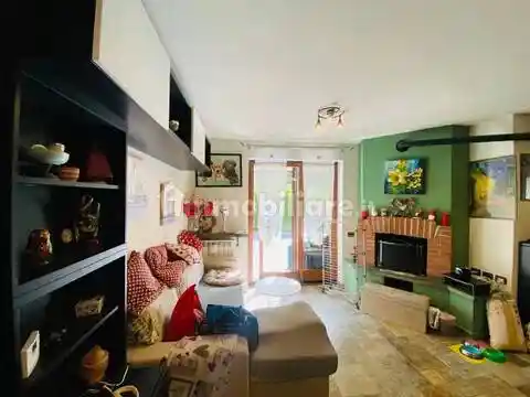 Appartamento in vendita a Lillianes
