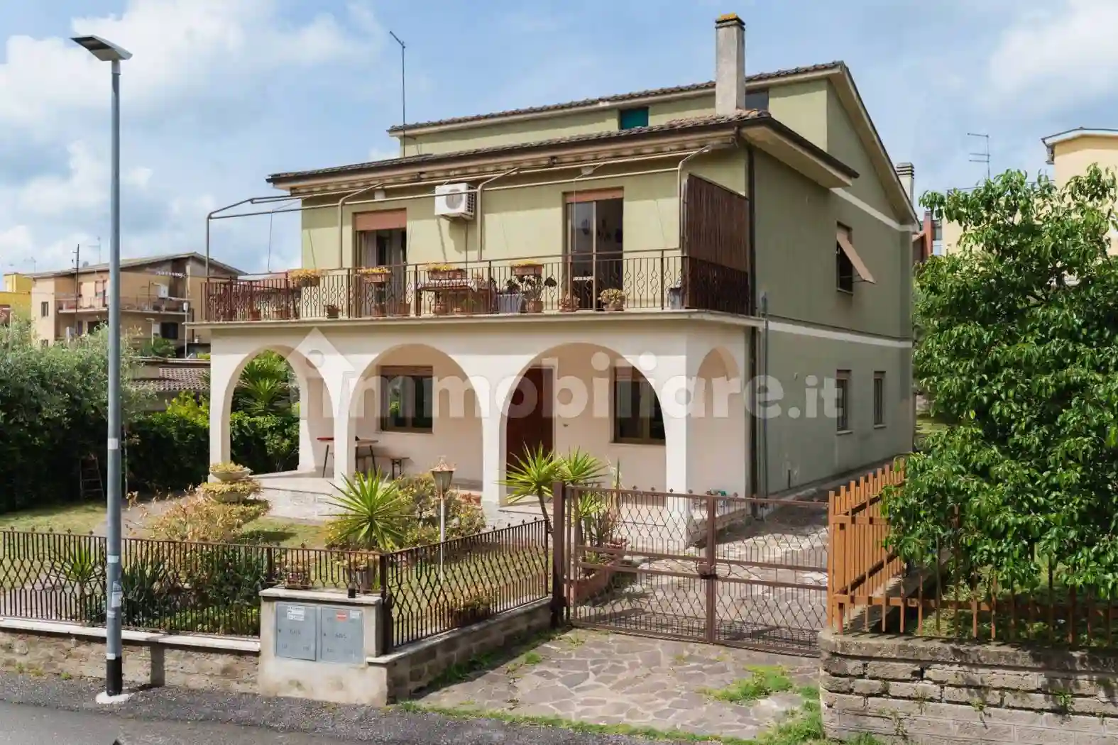 Villa - foto 2