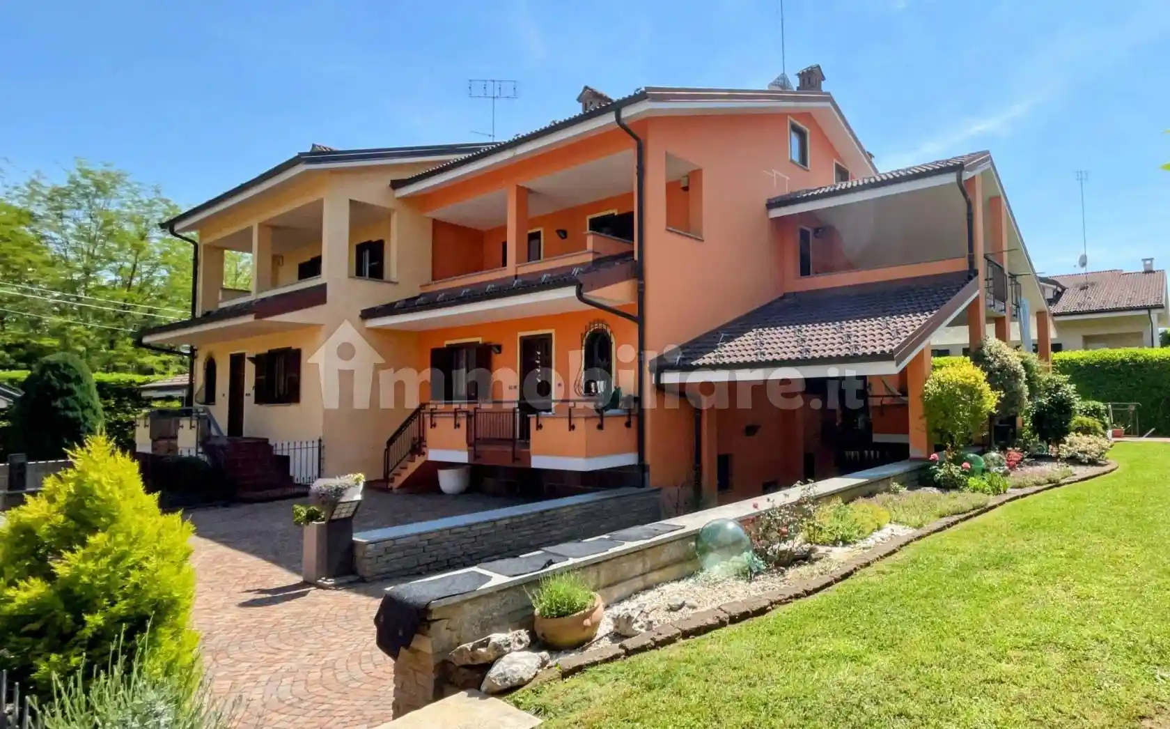 Villa in vendita a Vignolo