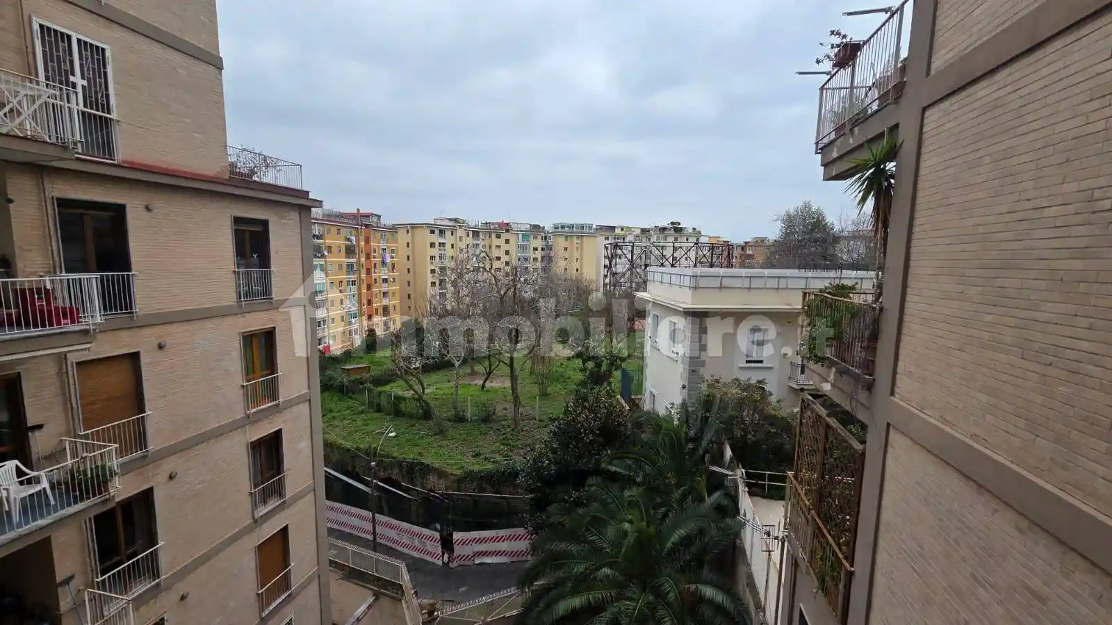 Appartamento in vendita a Napoli