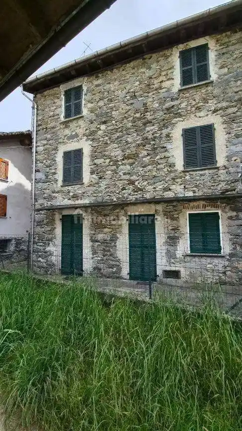Villa in vendita a Scopa