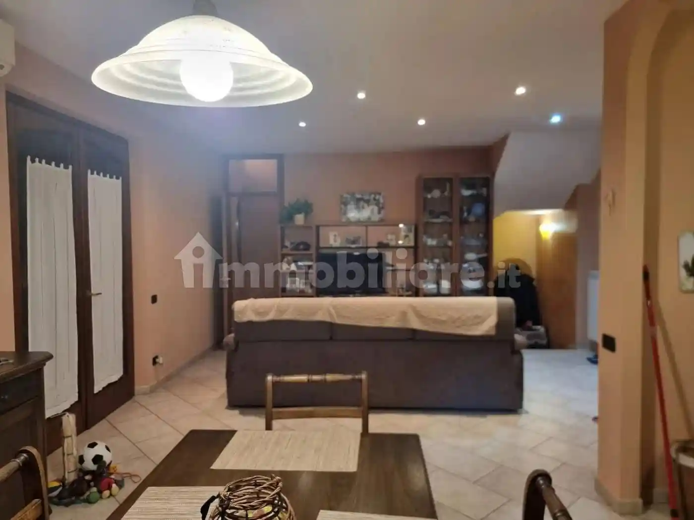 Appartamento in vendita a Gambassi Terme