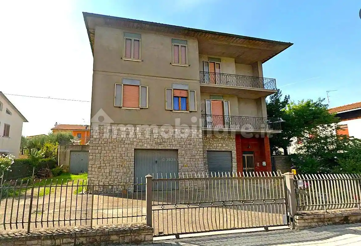 Appartamento in vendita a Baschi