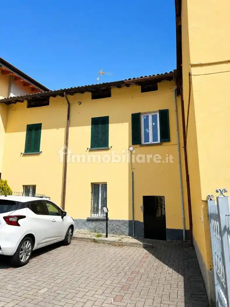Appartamento in vendita a Valmadrera