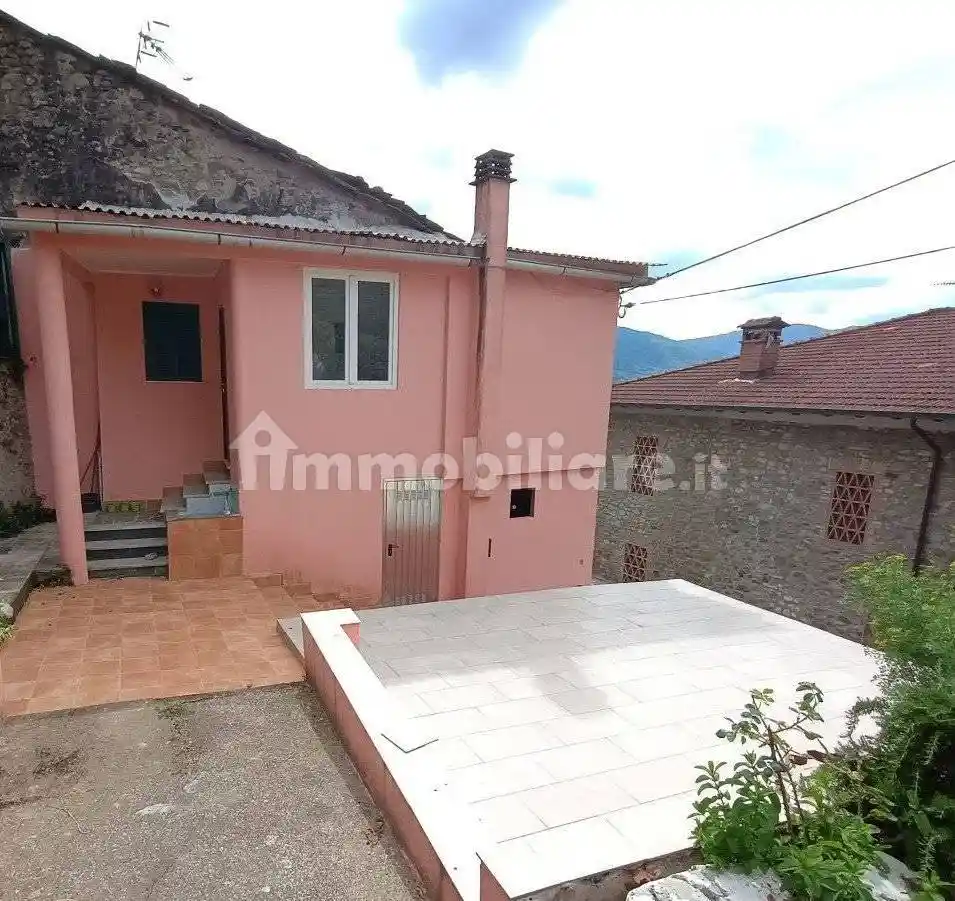 Appartamento in vendita a Villafranca in Lunigiana
