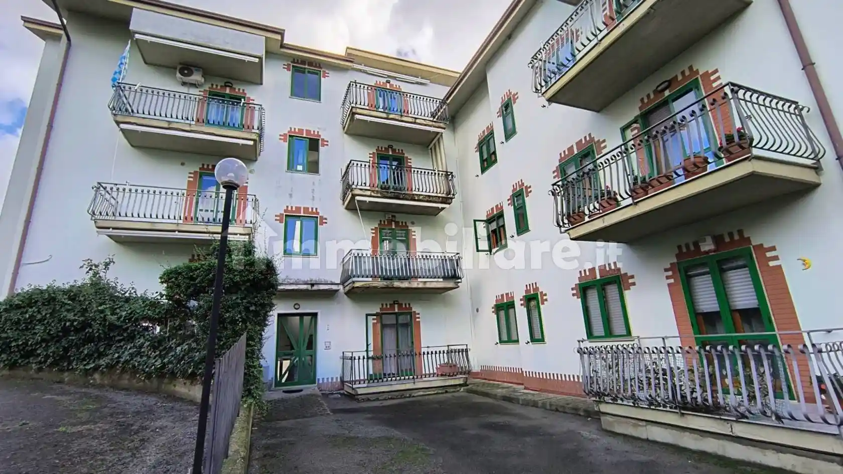 Appartamento in vendita a Giffoni Valle Piana