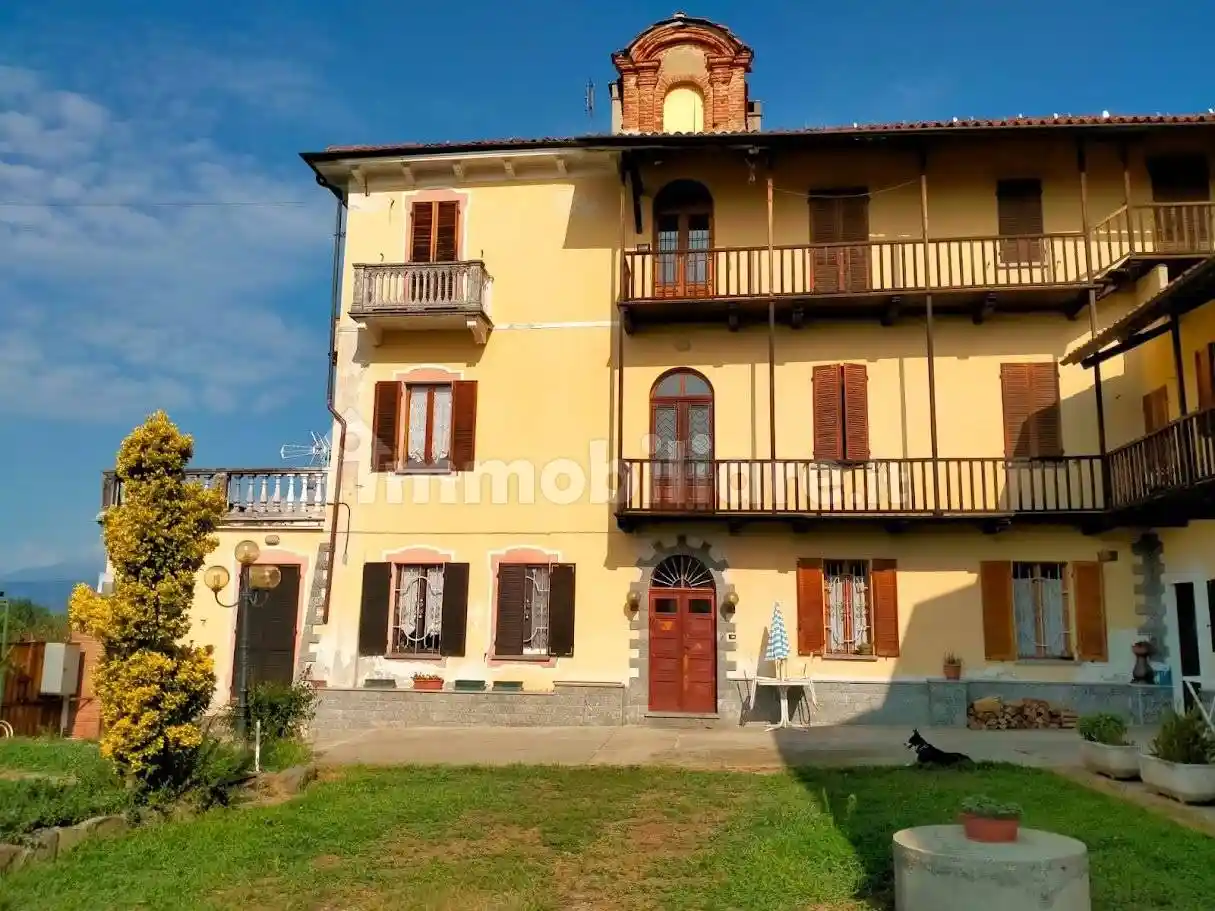 Villa in vendita a Bollengo