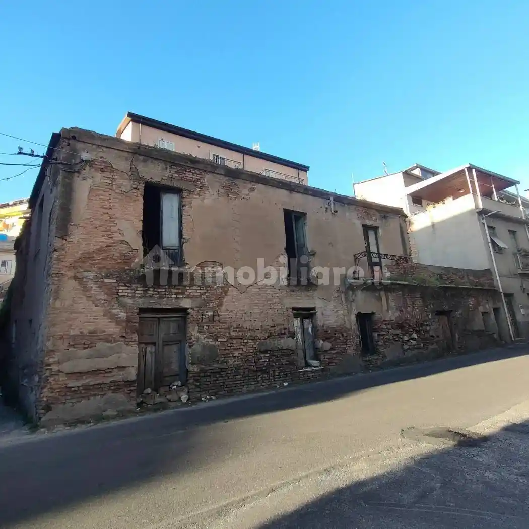 Palazzo - Edificio in vendita a Reggio Calabria