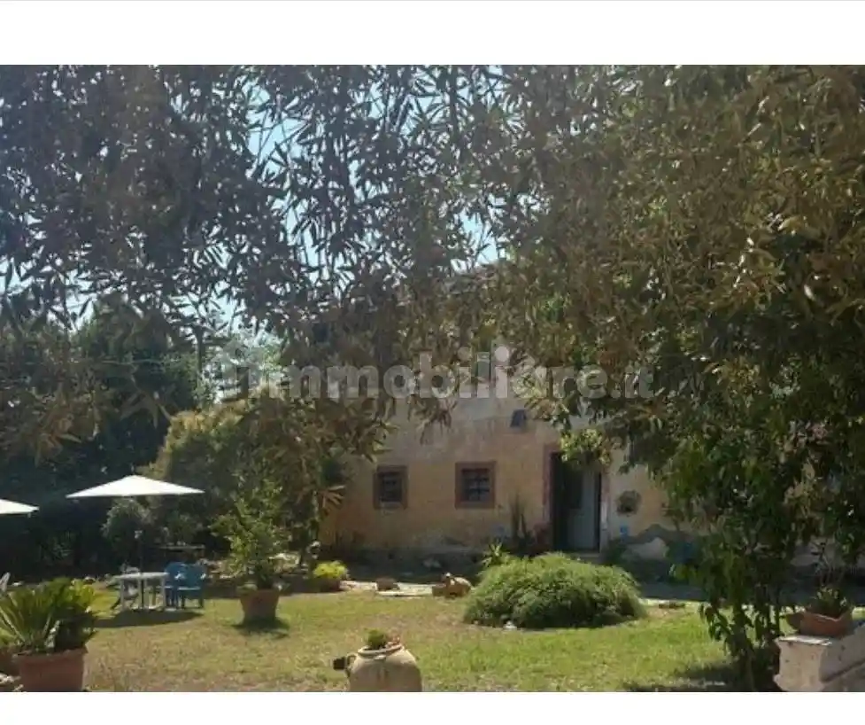 Villa in affitto a Pomezia