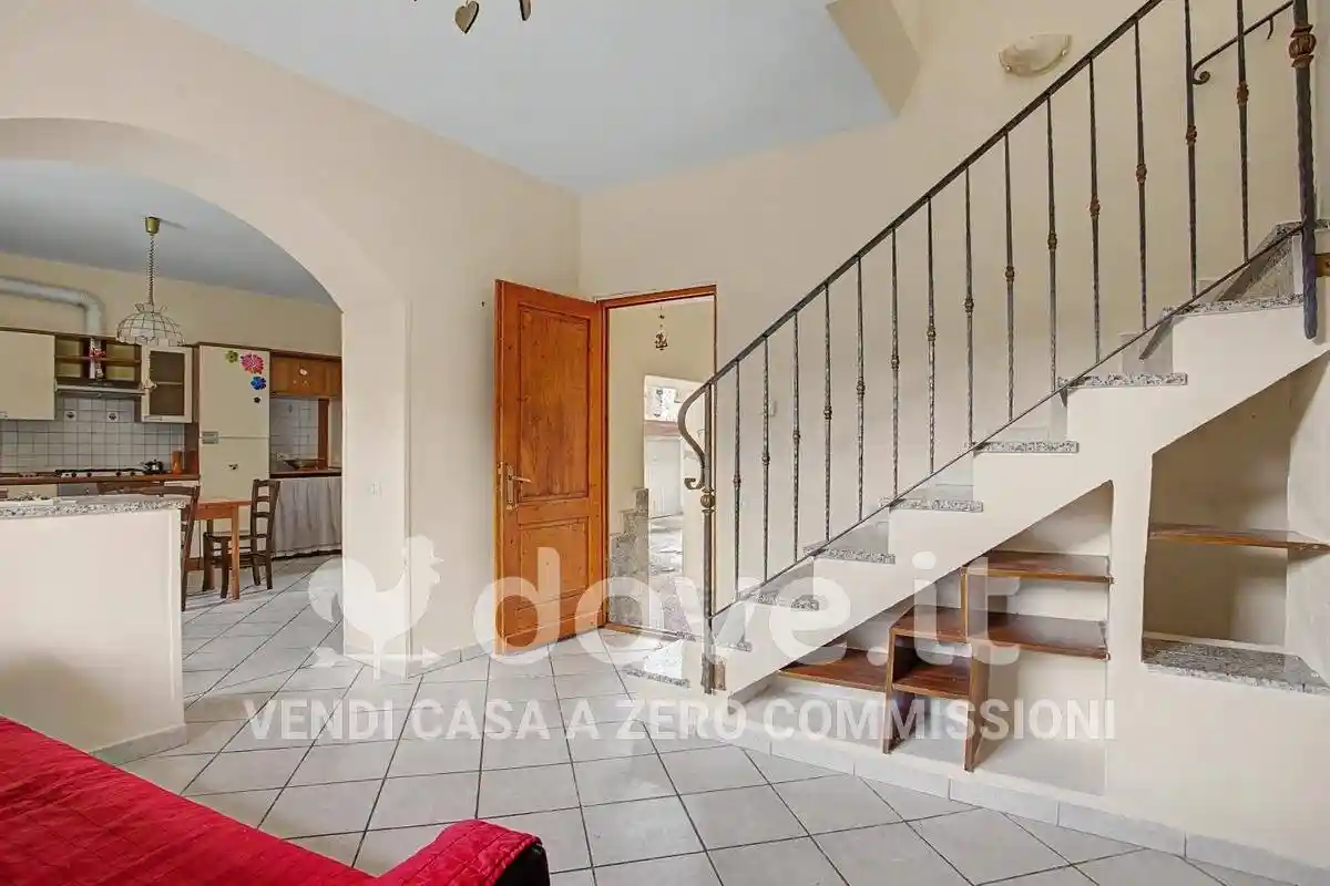 Appartamento in vendita a Mesenzana
