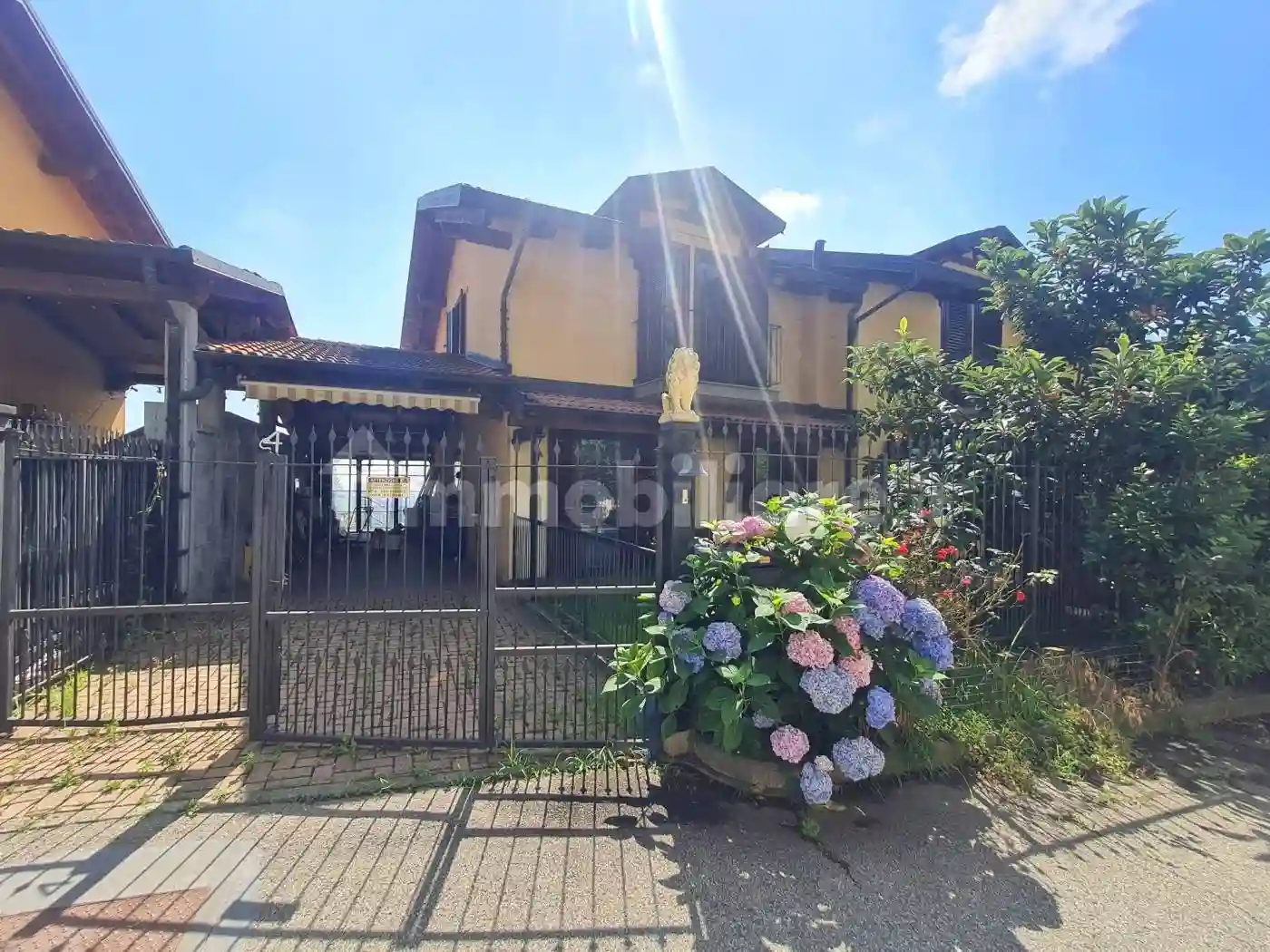 Villa - foto 2
