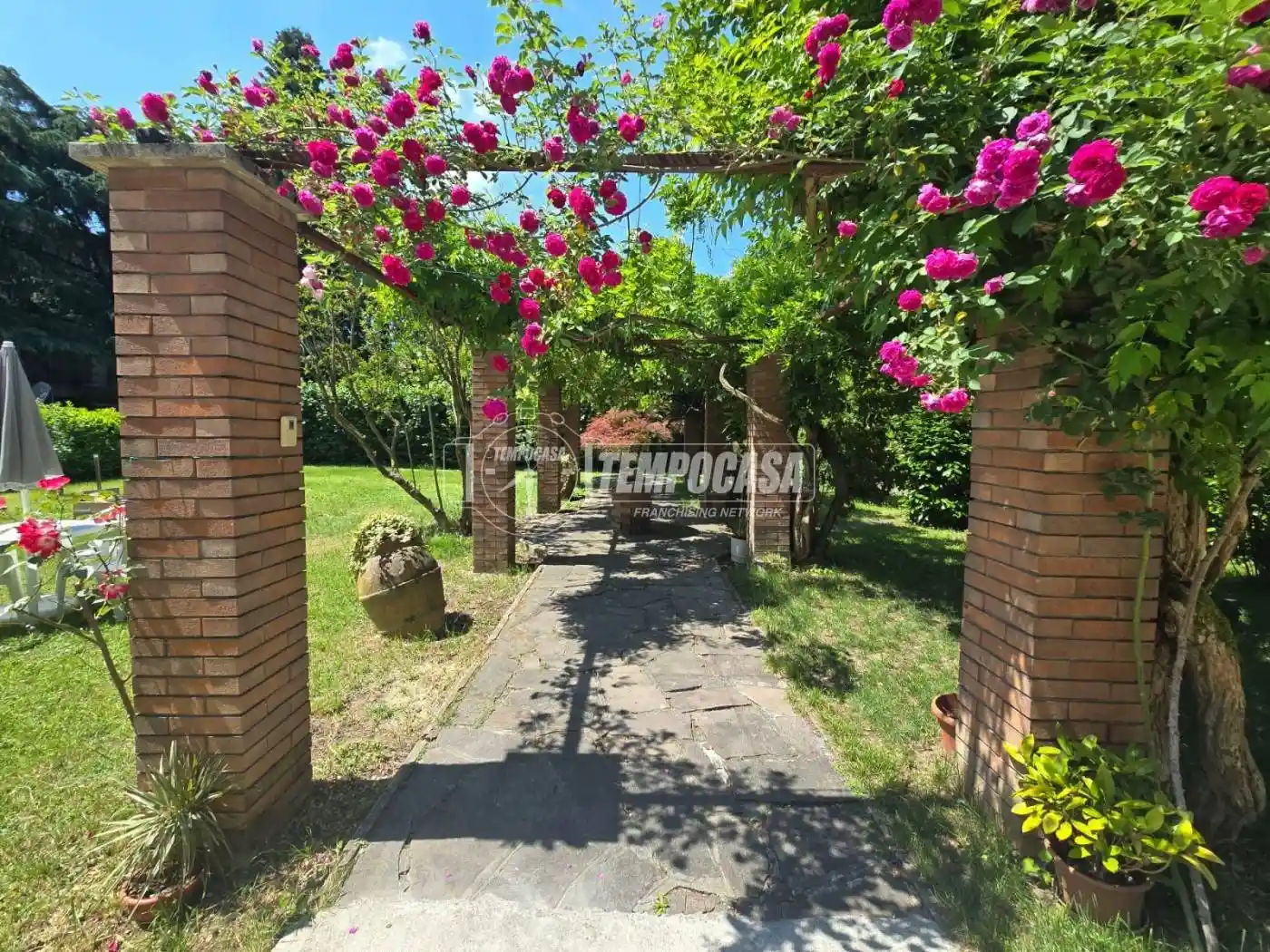 Casa indipendente in vendita a Reggio Emilia