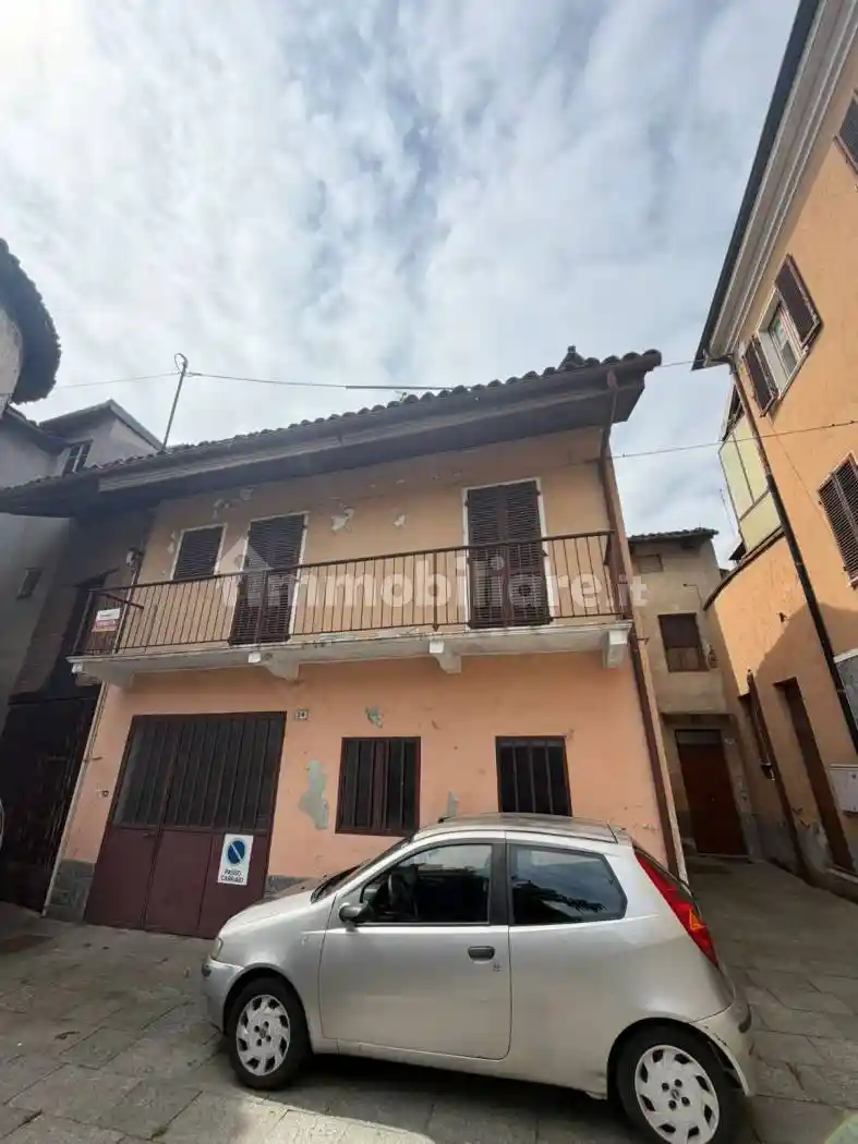 Rustico - Casale in vendita a San Benigno Canavese