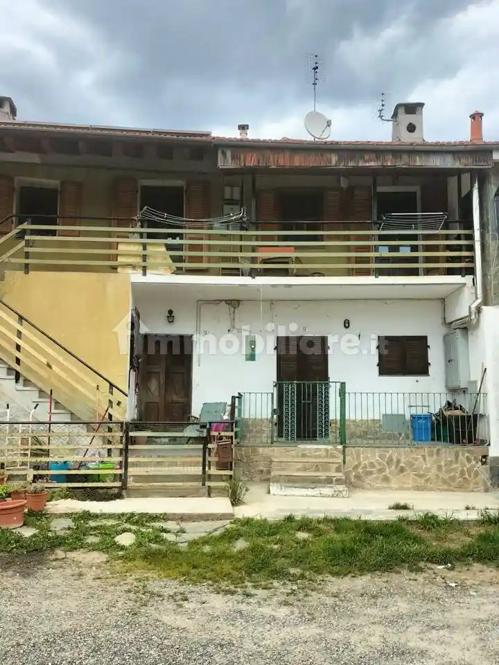 Casa indipendente in vendita a Rocca Canavese