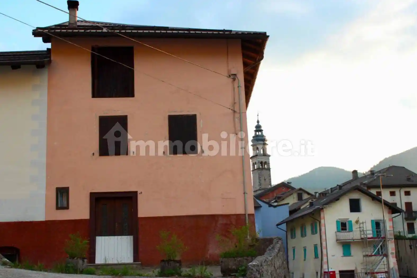 Casa indipendente in vendita a Castello Tesino