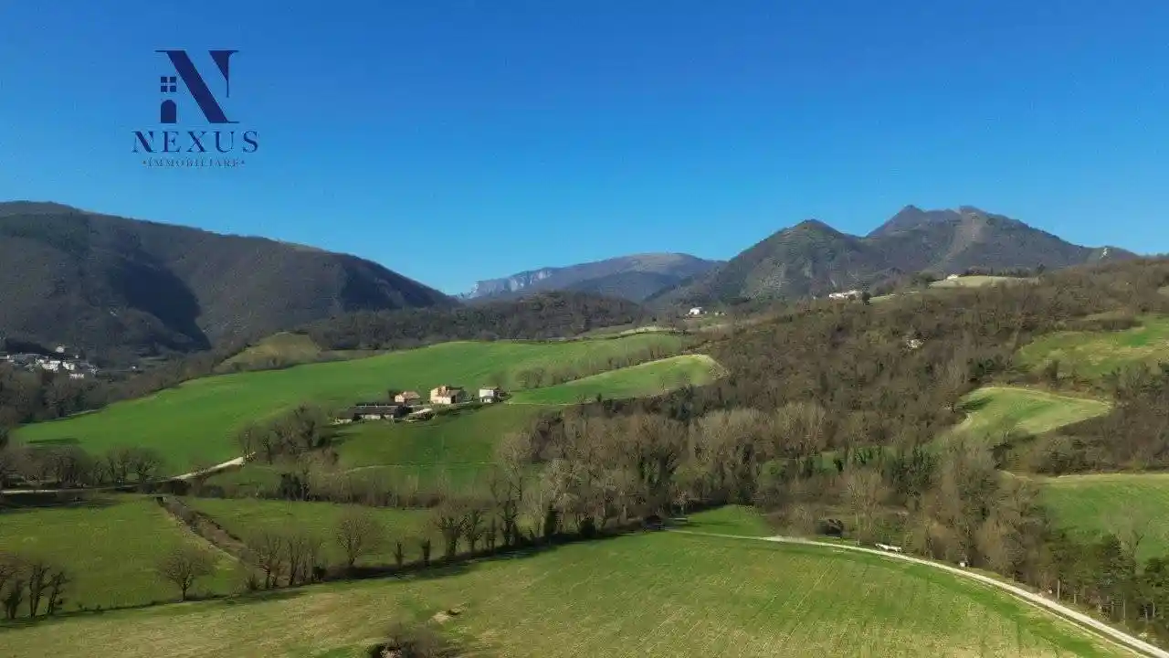 Rustico - Casale in vendita a Sassoferrato