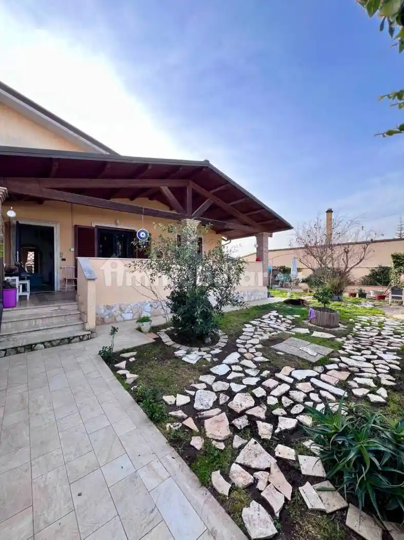 Villa in vendita a Roma