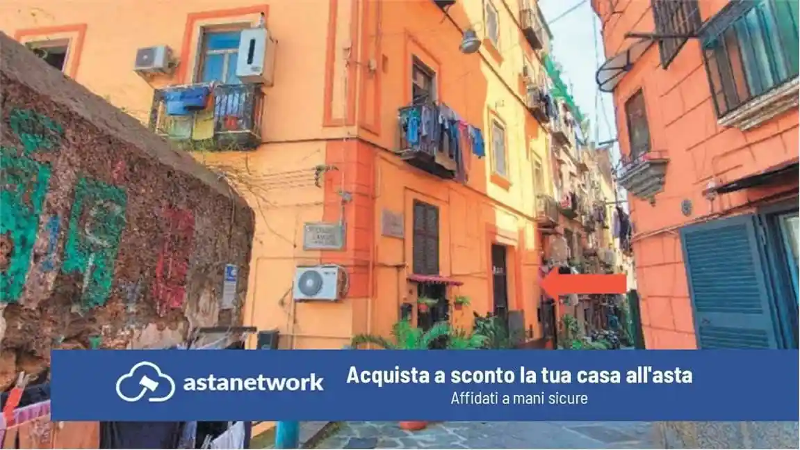 Appartamento in vendita a Napoli