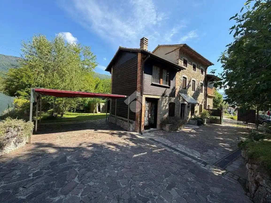 Casa indipendente in vendita a Tarzo