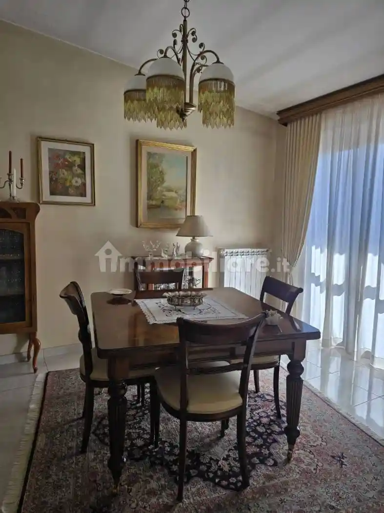 Casa indipendente in vendita a Avezzano