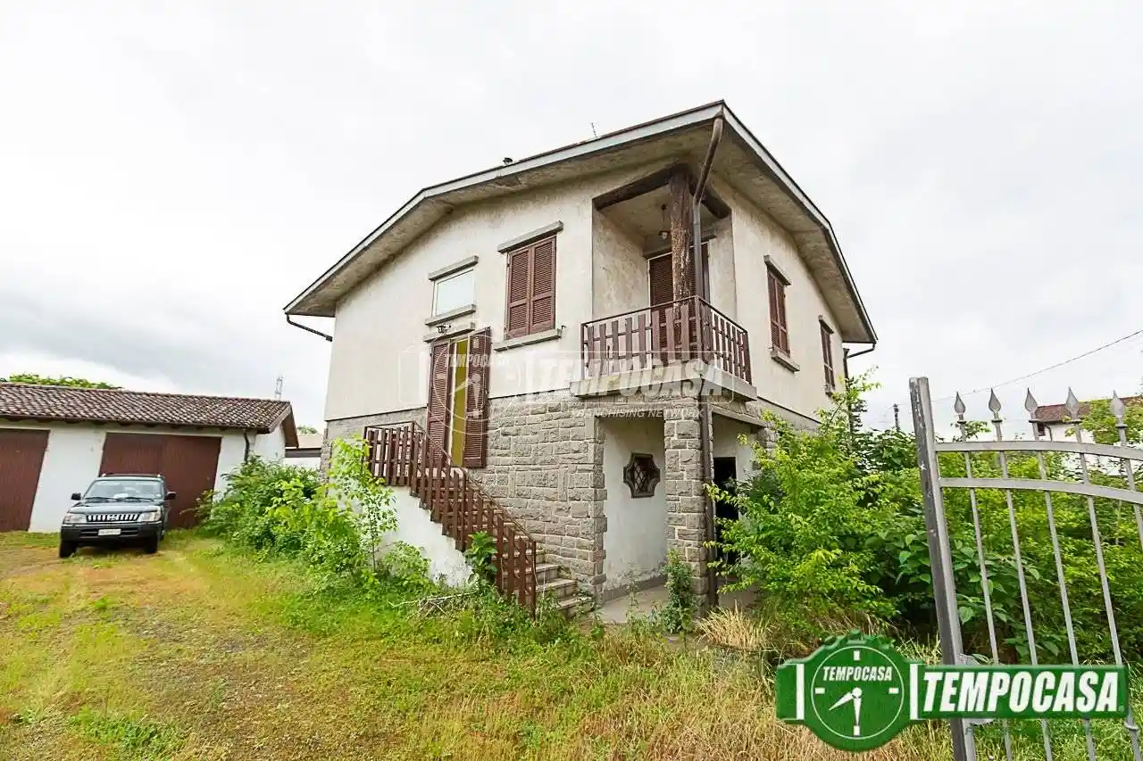 Villa in vendita a Fiesco