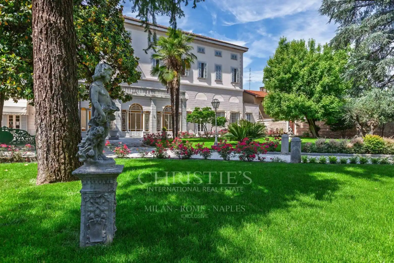 Villa in vendita a Marcallo con Casone