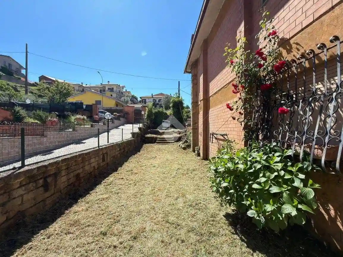 Villetta a schiera - foto 2