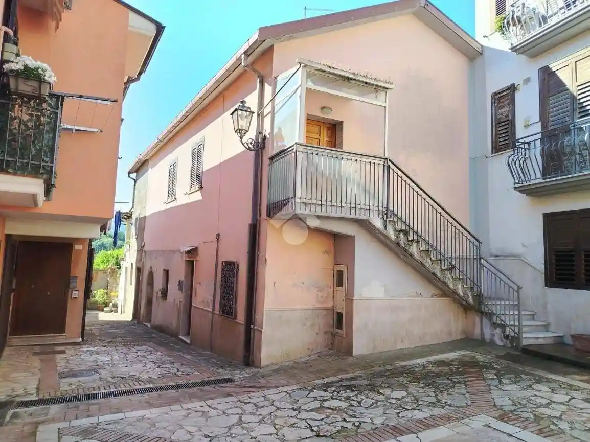 Casa indipendente in vendita a Manocalzati